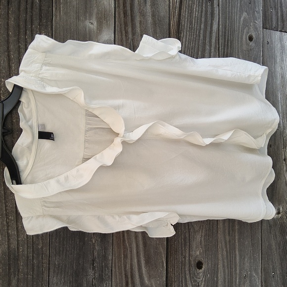 Kut From The Kloth White Ruffle Sleeveless Blouse Size Large - Picture 1 of 9